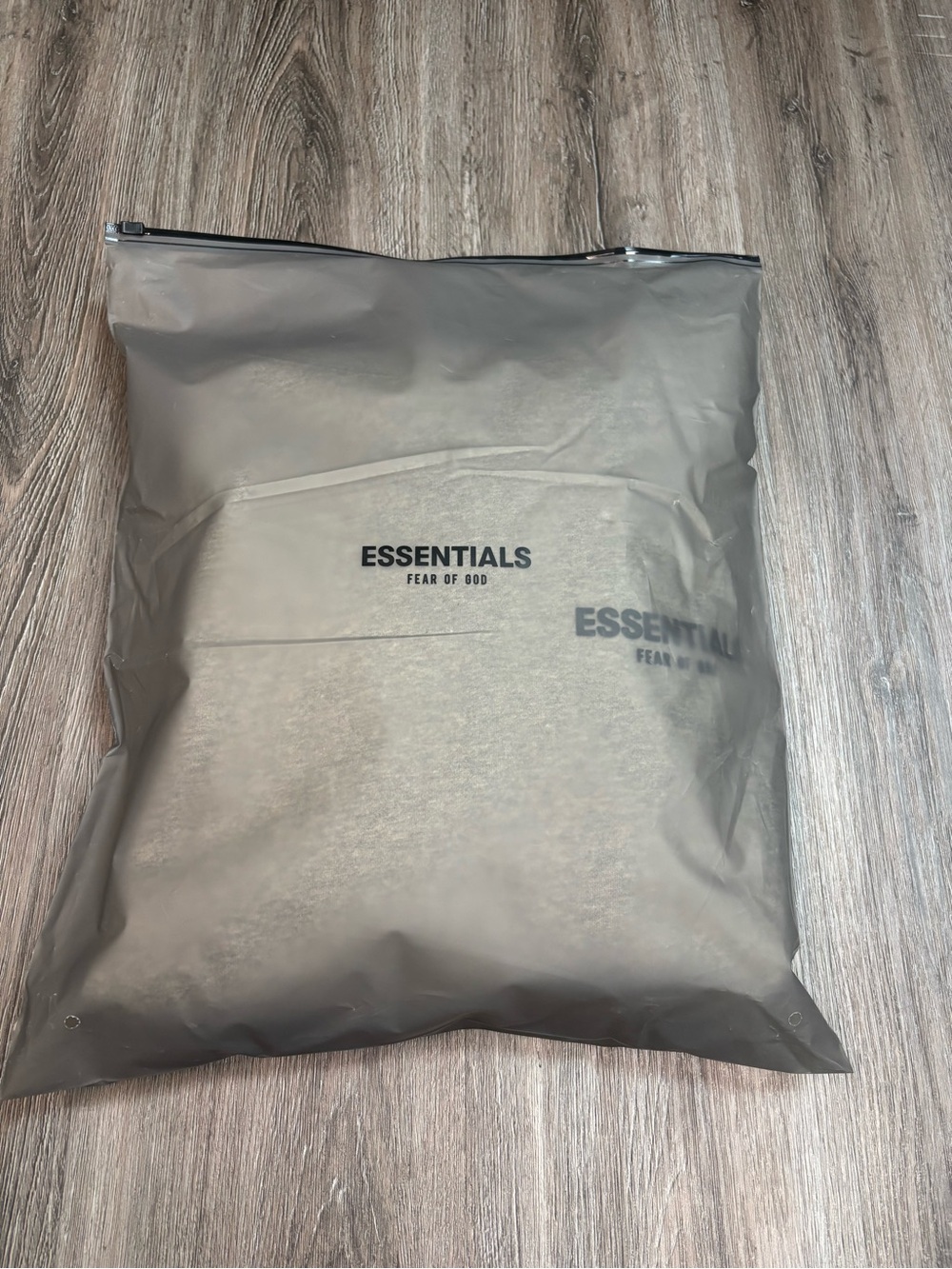 Ss22 fear of god essentials Dark Oatmeal hoodie - Picture 4 of 4